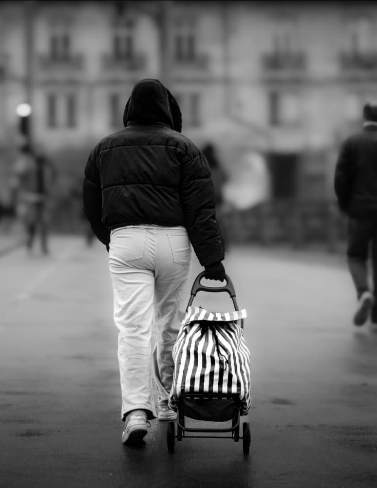 Scène de rue animée en centre-ville